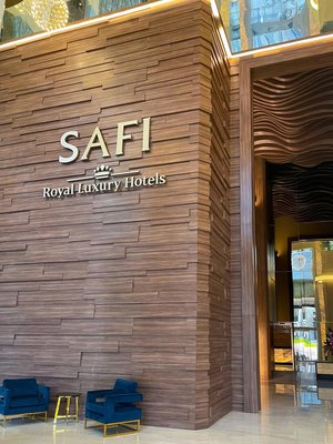 薩菲皇家豪華大都會酒店