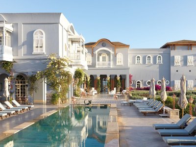 艾爾古納藍屋酒店