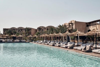 艾爾古納庫克俱樂部 - 限成人