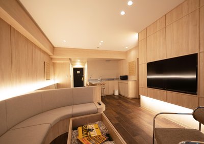 UH蘇伊特南波站