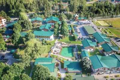 自由自然度假村