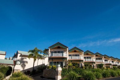 迪納魯湖度假酒店