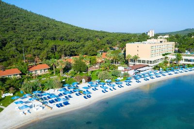 穆拉特雷斯艾瓦勒克D度假村