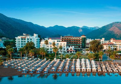 馬爾馬里斯精英世界酒店(限成人)