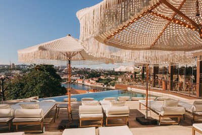 託雷爾前衞酒店