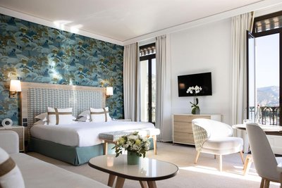 皇家裡維埃拉酒店