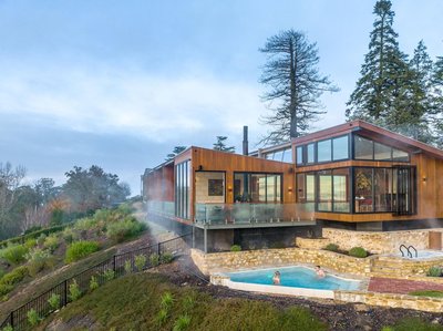 紅杉旅館 - 限成人