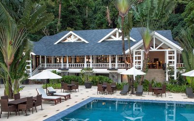 愛妮島度假酒店 - 拉根島