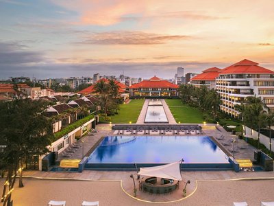 峴港海灘鉑爾曼度假酒店