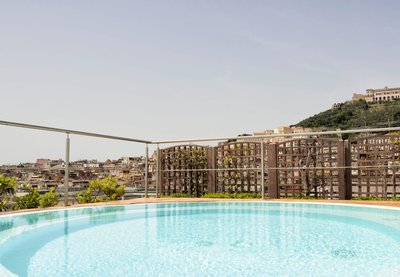 地中海那不勒斯萬麗酒店