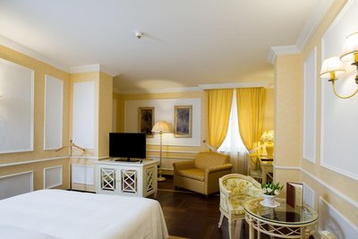 帕拉索阿拉巴迪耶裏酒店