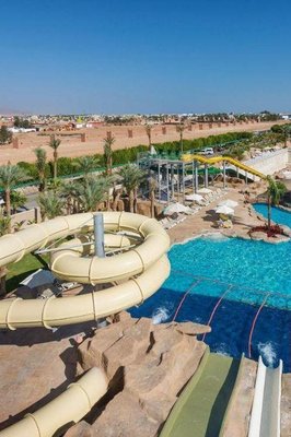 礁石綠洲海灘度假酒店