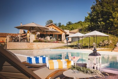 雷萊斯阿爾馬蘭託