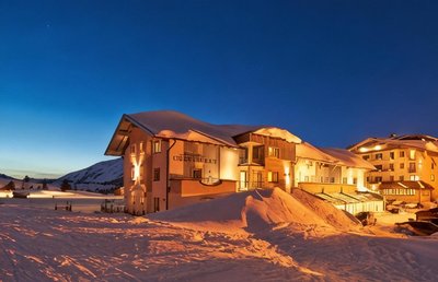 齊納卡酒店及歐伯陶恩酒店