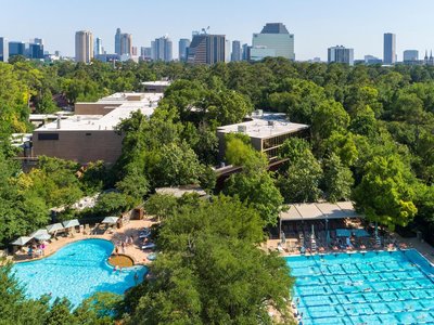 休斯頓俱樂部SPA酒店