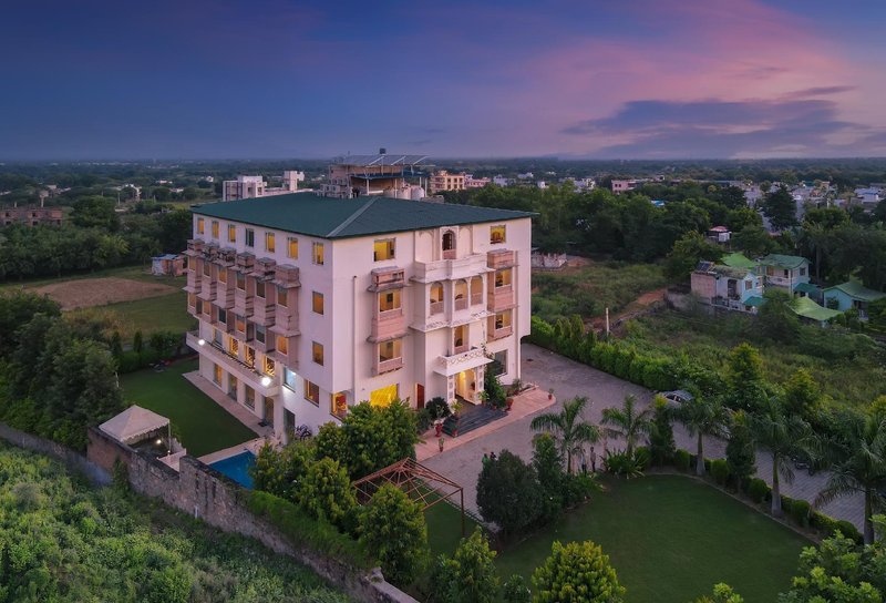 WelcomHeritage Mount Valley Resort Ranthambore