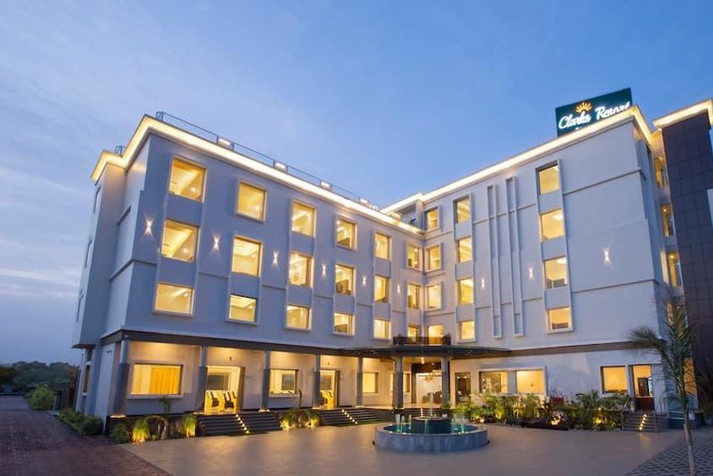 Clarks Resort Bandanwara