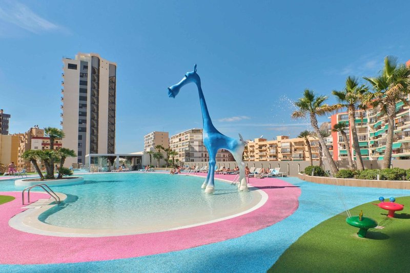 斯託比亞索力瑪爾套房酒店