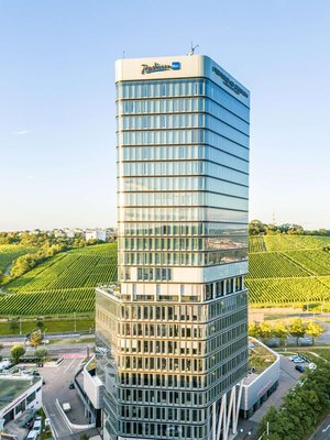 斯圖加特保時捷設計大廈-麗笙藍標酒店