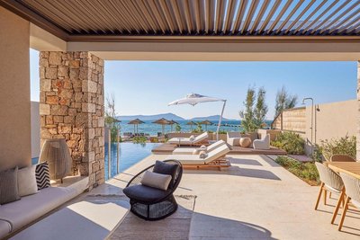 W科斯塔納瓦里諾酒店