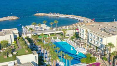 白色水療度假村 - 全包式