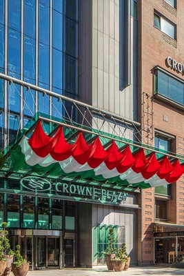 布達佩斯皇冠假日酒店