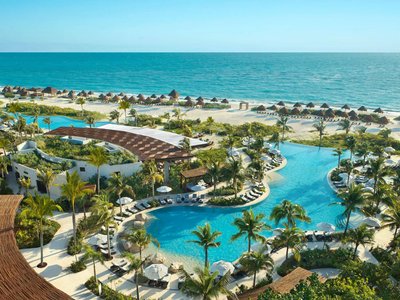 穆赫雷斯白色海灘度假酒店