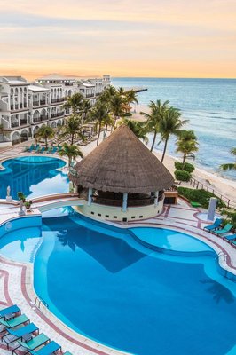 卡曼海灘溫德姆 Alltra僅限成人全包式酒店