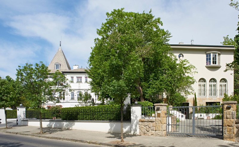 Bagatelle Gardenhouse