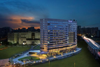 諾富特加爾各達 - 酒店和公寓