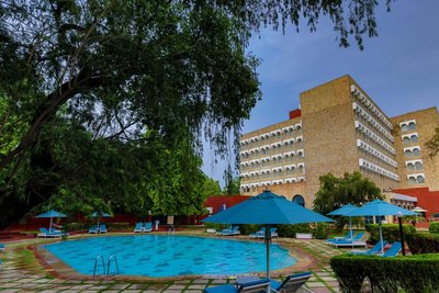 菠羅奈斯泰姬恆河酒店