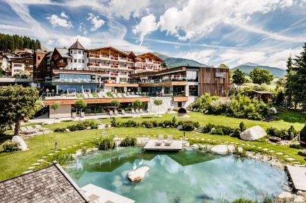 Sonnenberg Panorama Dolomites Wellbeing
