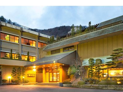 湯之宿松楓樓松屋