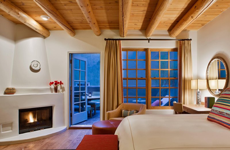 Rosewood Inn of the Anasazi