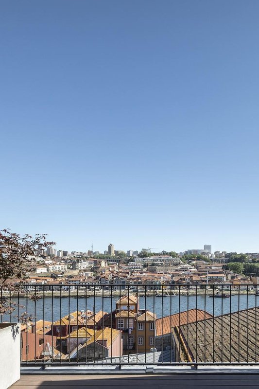 Exmo Hotel by Olivia