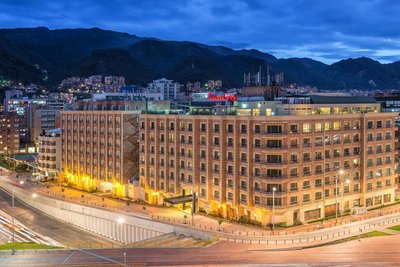 卡爾頓丹恩酒店及水療中心