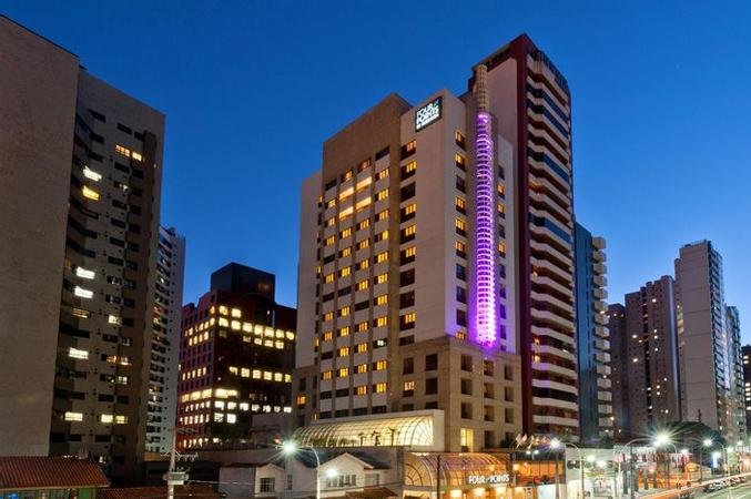 Qoya Hotel Curitiba, Curio Collection by Hilton