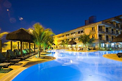 埃斯梅拉達普拉亞酒店