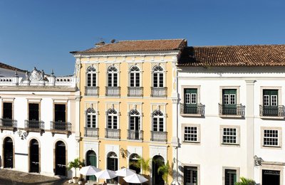 巴伊亞別墅酒店