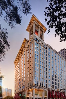 夏洛特大波希米亞 - 傲途格精選