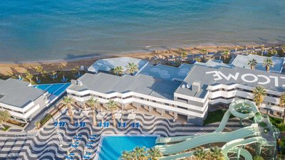 阿里納海灘度假村