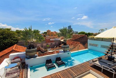 蘿拉之家華麗藝廊酒店