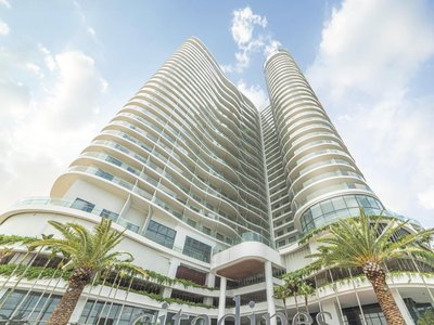 馨樂庭下龍濱海酒店