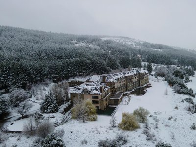 夏佩克套房酒店