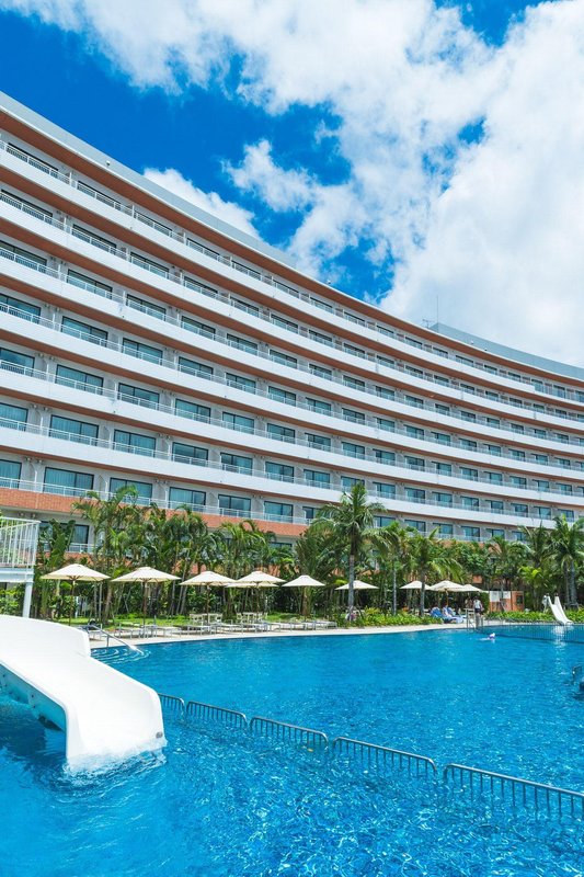 Hilton Okinawa Chatan Resort