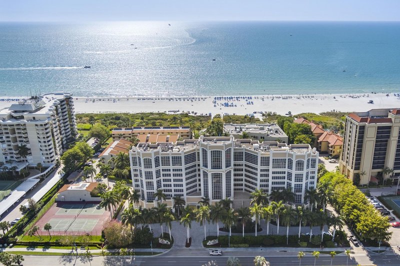 Marco Beach Ocean Suites