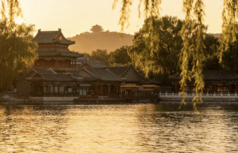 where to stay in beijing for sightseeing